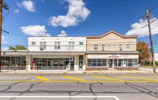 2012 1/2 Sullivant Ave