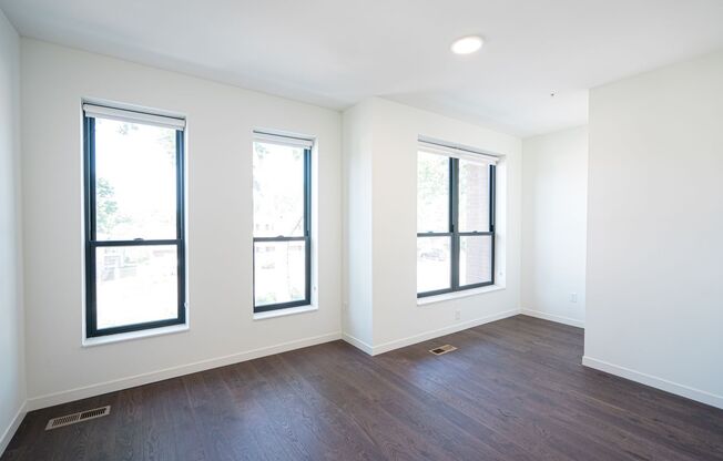 2 beds, 1.5 baths, 1,116 sqft, $2,695, Unit 103