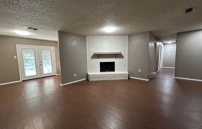 Saginaw Texas Homes for Rent "Eagle Mtn-Saginaw ISD"