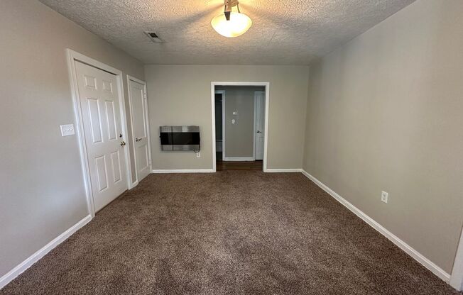 Cute One Level House with Eat-In Kitchen