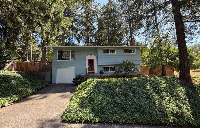 10 E 49 AVE