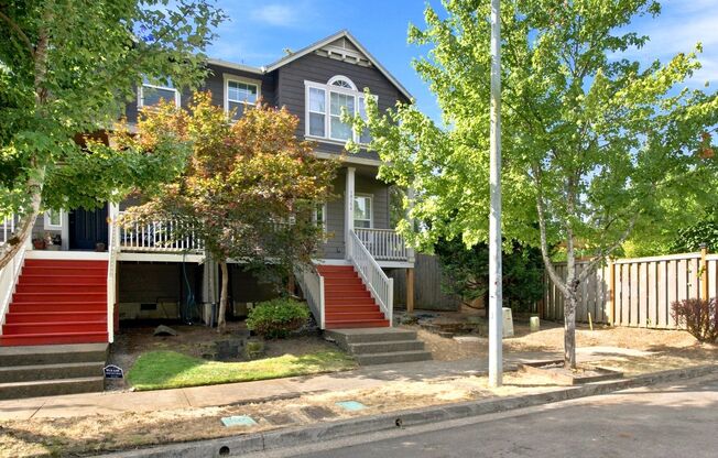 $500 off First Month!! Beautifully Updated 4-Bedroom Oregon City Home with A/C, Fireplace & Fenced Yard!