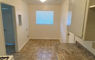 4348 E Fairfax Avenue