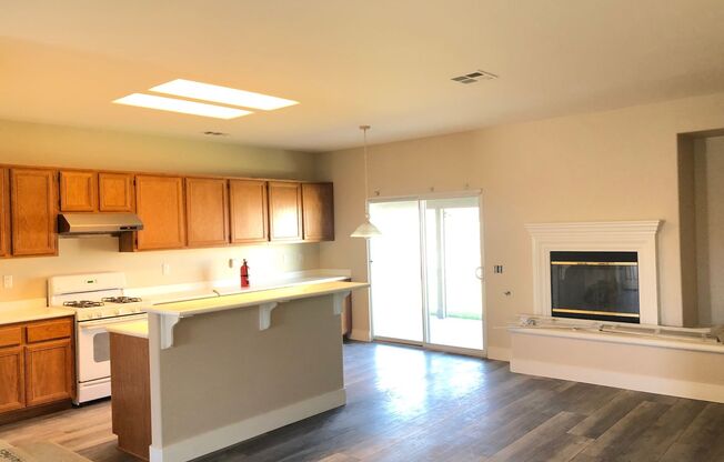 Beautiful 4 Bedroom Home for lease in Victorville $2,395