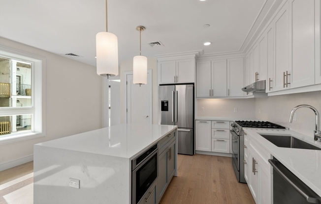 2 beds, 2 baths, 1,015 sqft, $3,500, Unit 303