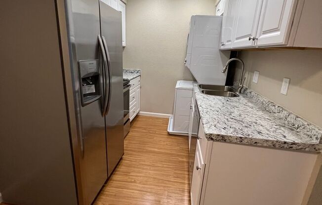 2 beds, 1 bath, 760 sqft, $1,229, Unit 162