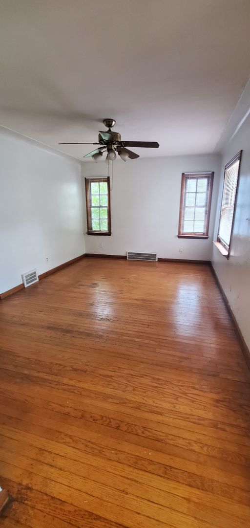 2 Bedroom-1 Bath-$1100/month