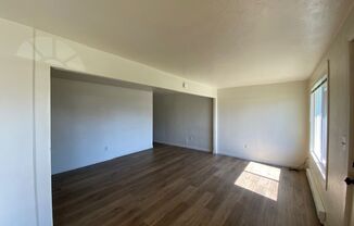 2 beds, 1 bath, 800 sqft, $1,195, Unit 65