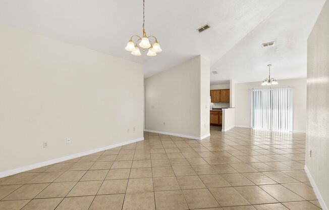 Spacious 3 Bedroom 2 Bath 1 Car Duplex in Pine Grove