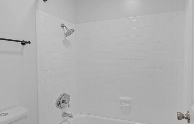 1 bed, 1 bath, 660 sqft, $1,575, Unit 136