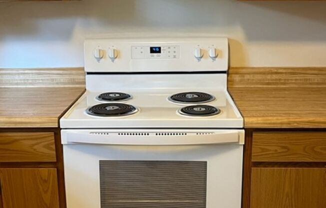 1 bed, 1 bath, 640 sqft, $990, Unit 179K