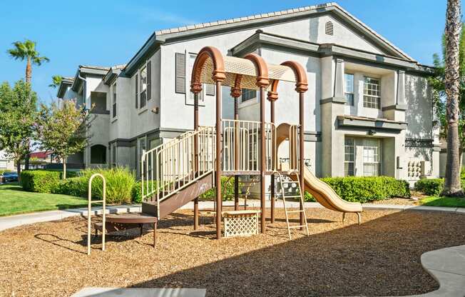 Barton Vineyard Apartments - Playground