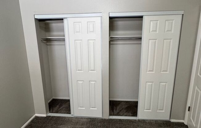 2 beds, 1 bath, 864 sqft, $1,195, Unit Unit 46