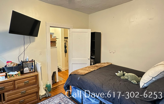 1412 Commonwealth Ave 9