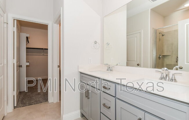 3112 CORDELIA DR