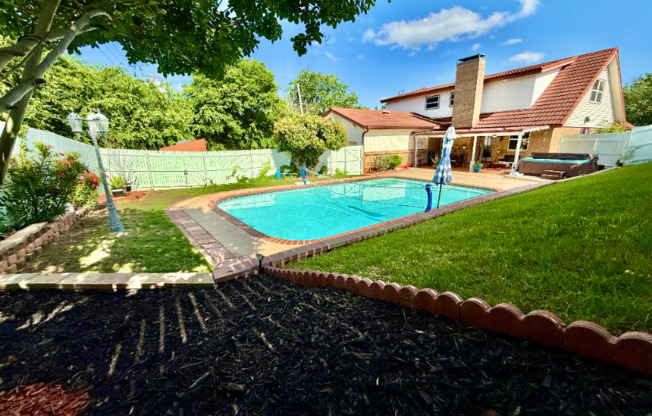 2309 KINGS COUNTRY DR