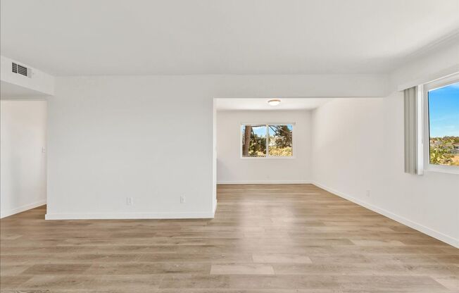 1232 N PARK WESTERN DR