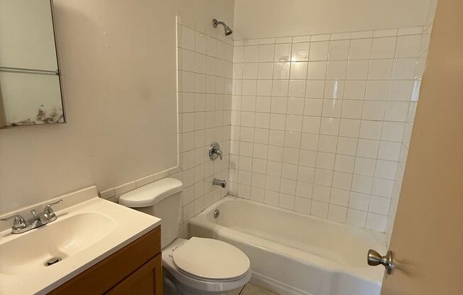 4941/4951 S. 13th Street