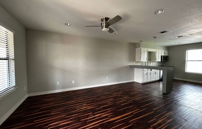 Updated 2/2 Condo Within Walking Distance of Baylor!