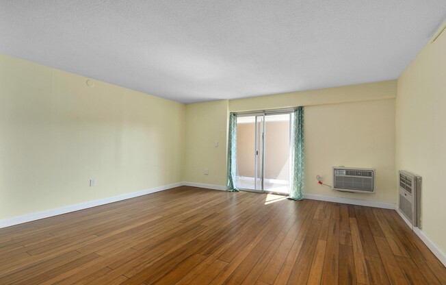 1 bed, 1 bath, 680 sqft, $2,150, Unit G3
