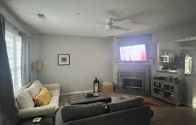 Upgraded 2BR Home in Alpharetta w/ New Appliances & Scenic Views