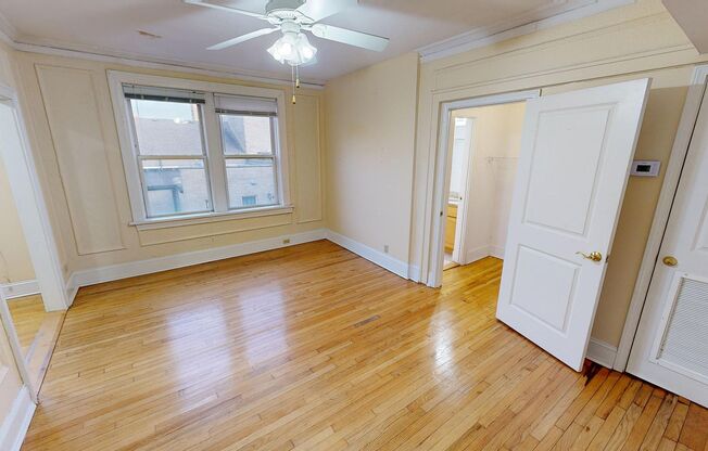 Studio, 1 bath, 310 sqft, $1,050, Unit 408