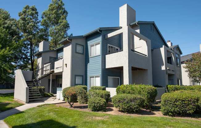 Autumn Oaks building exterior side profile