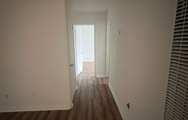 WILSON AVENUE 4640 - 8 units