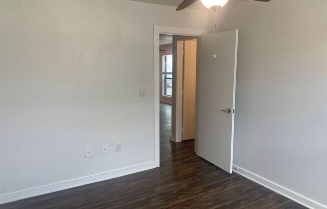 1 bed, 1 bath, 655 sqft, $1,285, Unit 102