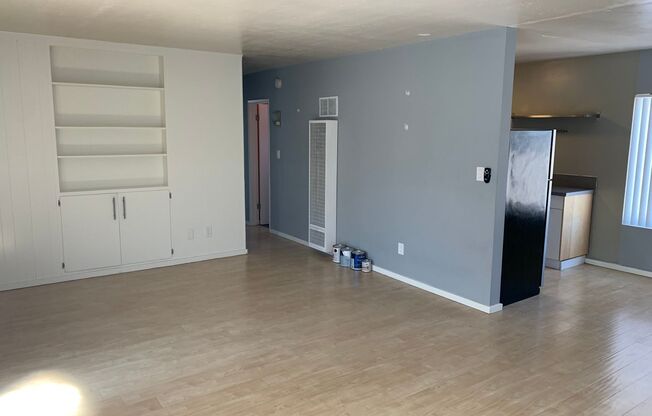 2 beds, 1 bath, 650 sqft, $2,695