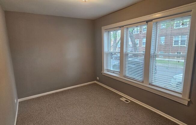 1503 N KOLIN