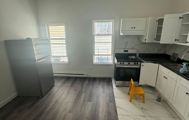 101 MAPLE ST