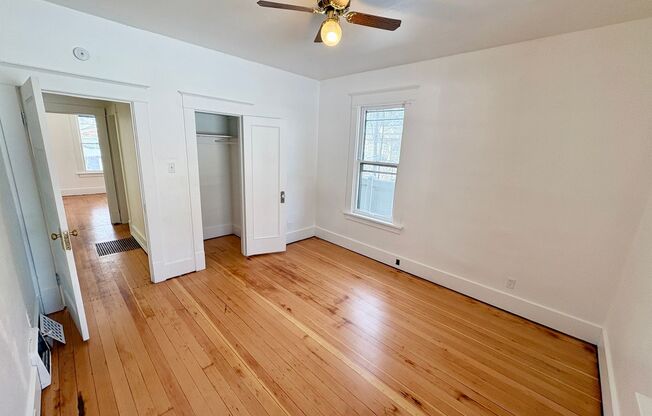 2 beds, 1 bath, $1,400