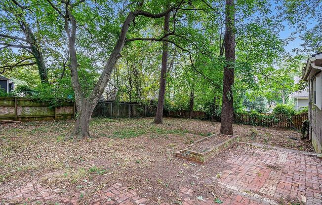 3 beds, 2 baths, $1,900