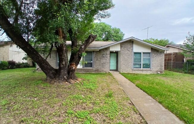 3 Bedrooms, 2 Full Baths in Balch Springs