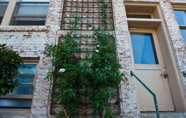 Top Floor Studio in the Community@ Carnegie Building