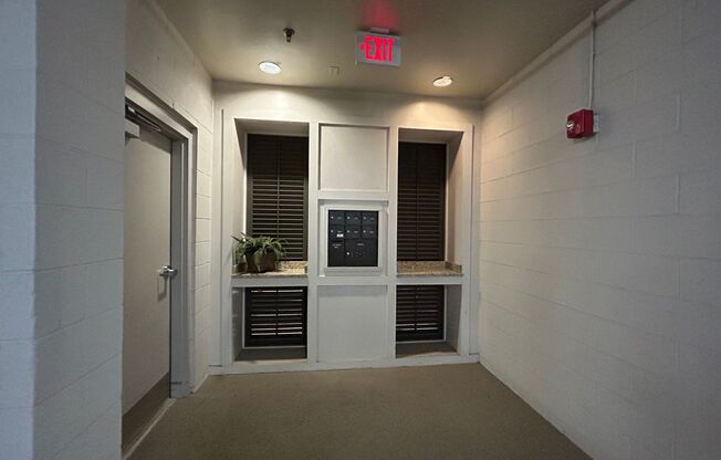 2 beds, 2 baths, $2,895