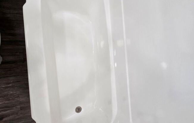 1 bed, 1 bath, 650 sqft, $2,098, Unit 301