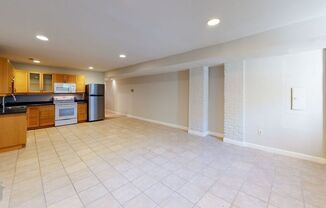 NW 2825 13 ST NW