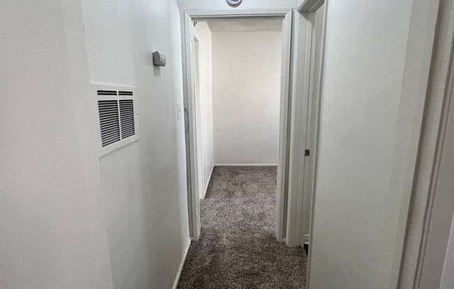 1 bed, 1 bath, 620 sqft, $2,000, Unit 13840 #E