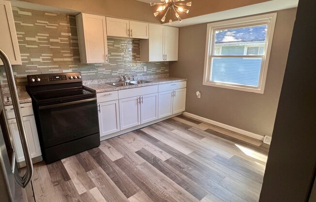 5938 5940 N 61 ST