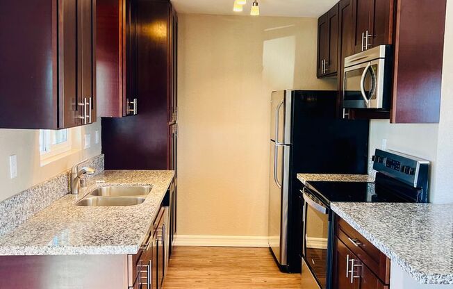 37th Apartments