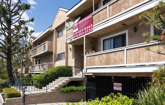 12535 Oxnard LLC