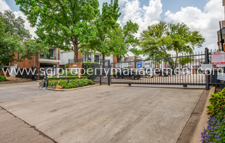 5100 Verde Valley Ln