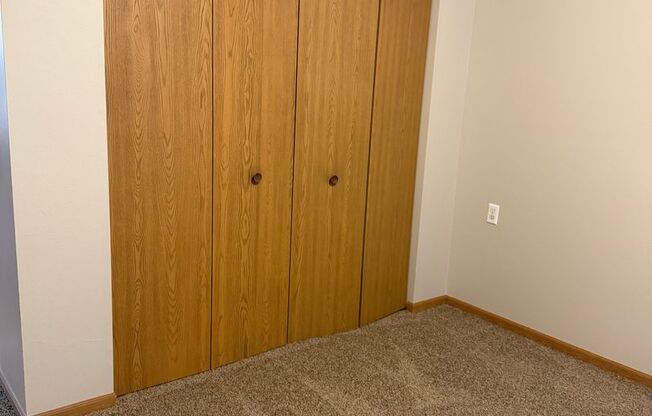 1 bed, 1 bath, 660 sqft, $1,408, Unit 319S
