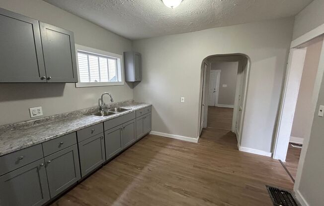 3 beds, 1 bath, $1,350