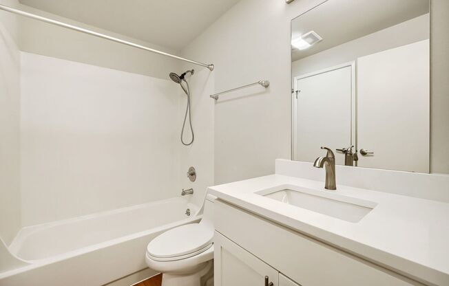 1 bed, 1 bath, 800 sqft, $2,195, Unit Unit A201