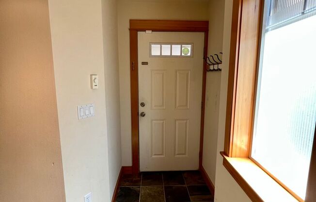 Columbia City Townhouse