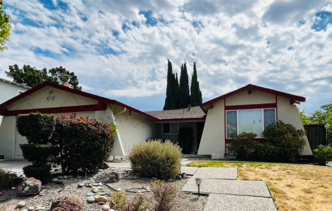 2280 CAMELLIA CT
