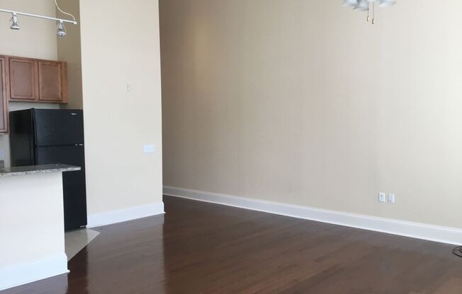 1 bed, 1 bath, 770 sqft, $1,538, Unit 401